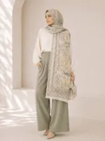 Premium Pashmina Hijab – Soft & Elegant Modest Fashion Essential